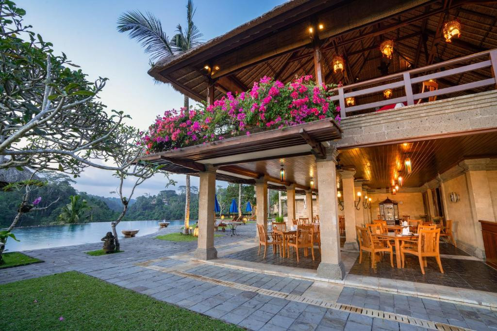 Puri Wulandari 5*