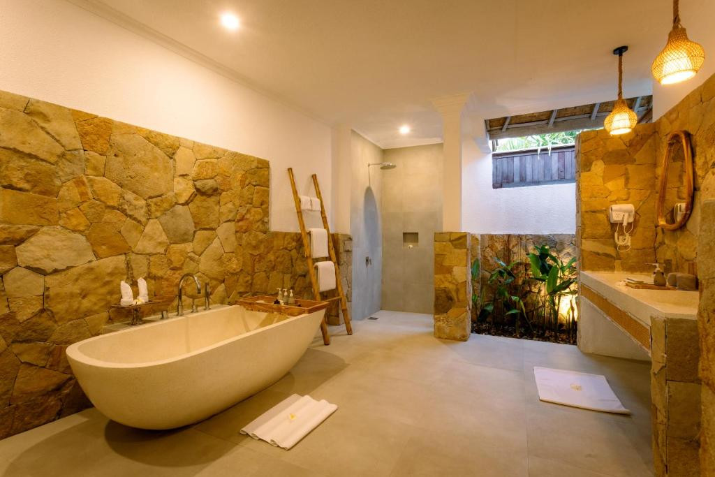 Hotel Villa Ombak 4*