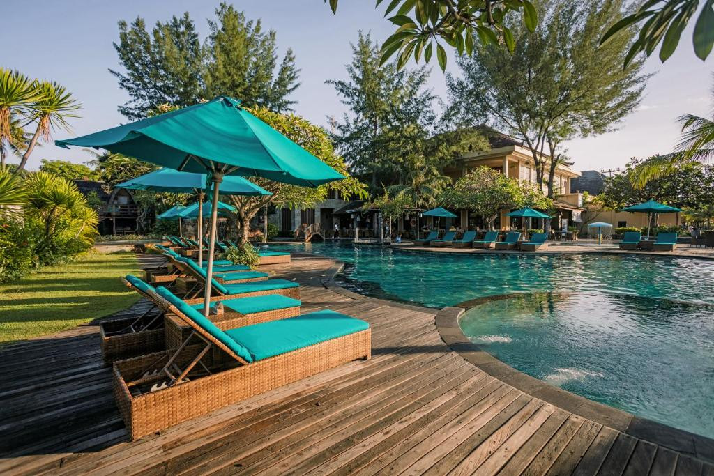 Hotel Villa Ombak 4*