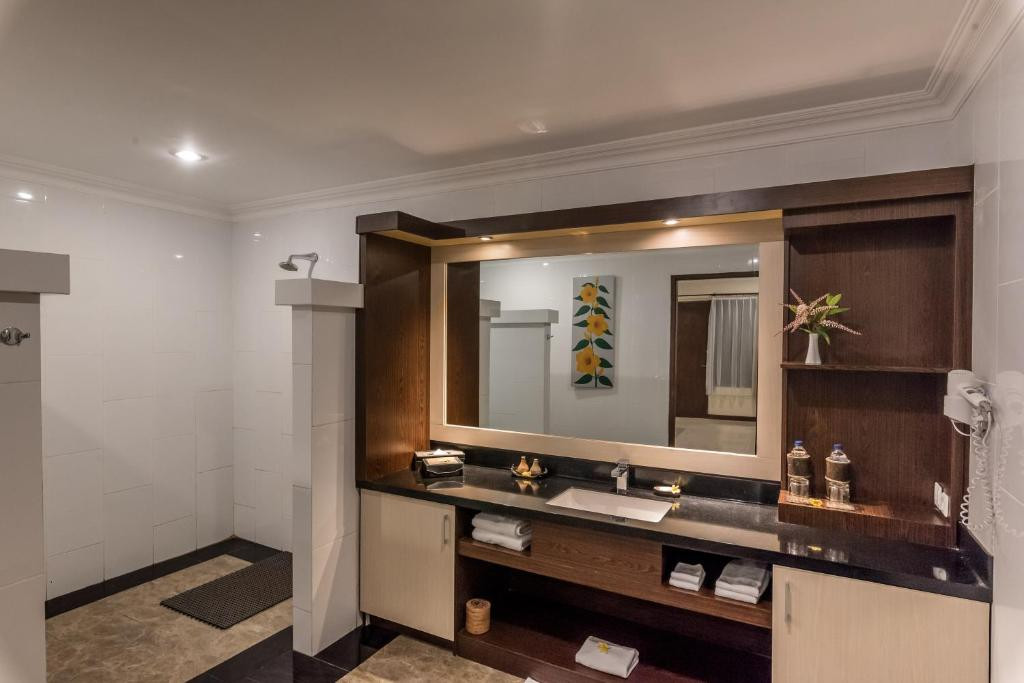 Hotel Villa Ombak 4*