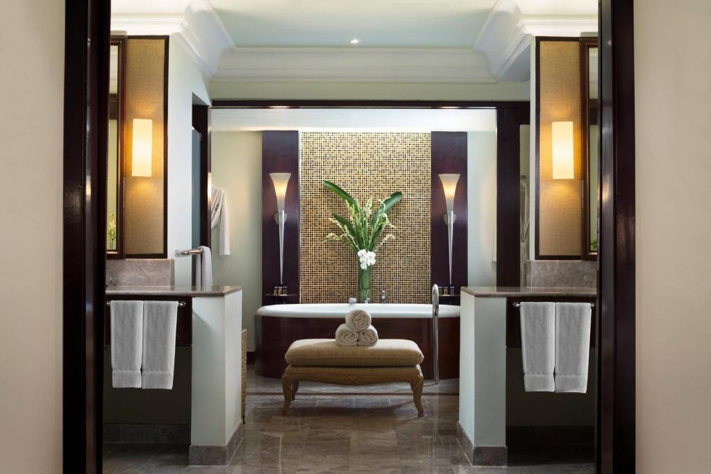 Sheraton Senggigi 5*
