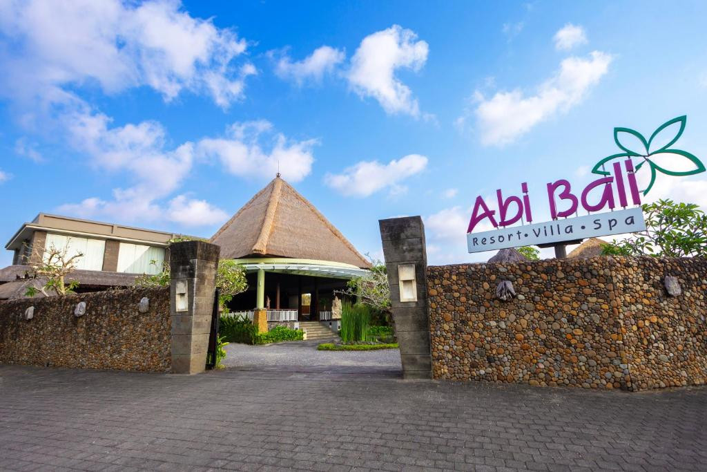 Abi Bali Resort Villa & Spa 4*