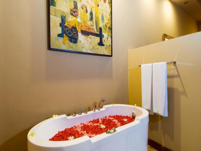 Ajanta Villa 4*