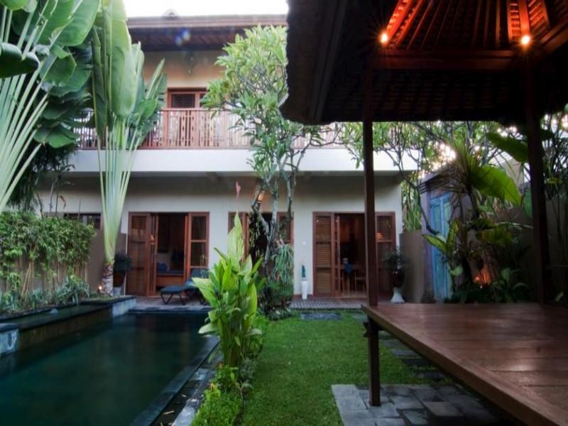 Ajanta Villa 4*