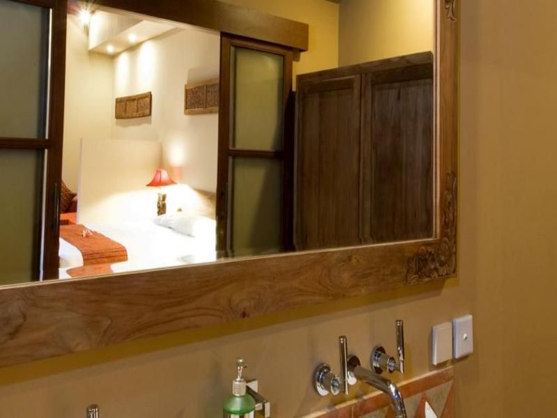 Ajanta Villa 4*