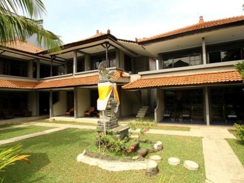 Amazing Kuta Hotel 3*