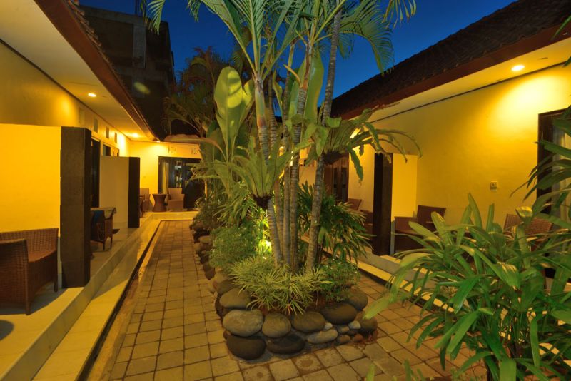Andari Hotels & Resorts 3*