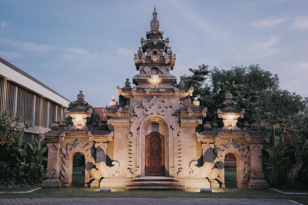Anja Jimbaran 4*