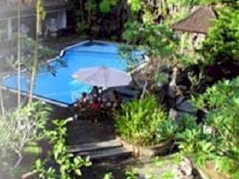 Artini Cottages 2 3*