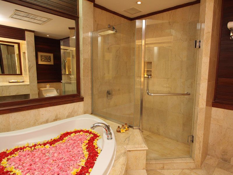 Aston Benoa 4*