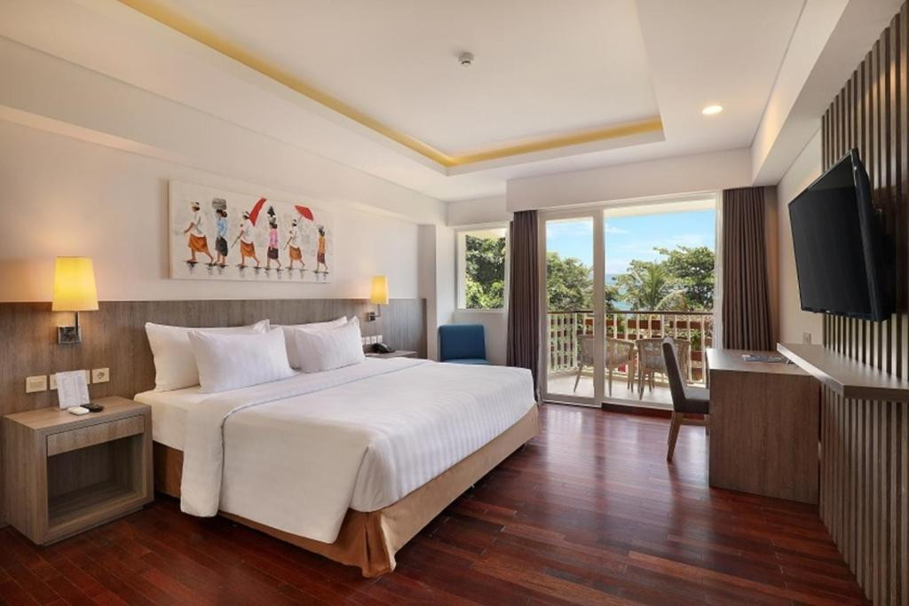 Aston Canggu Beach Resort 4*