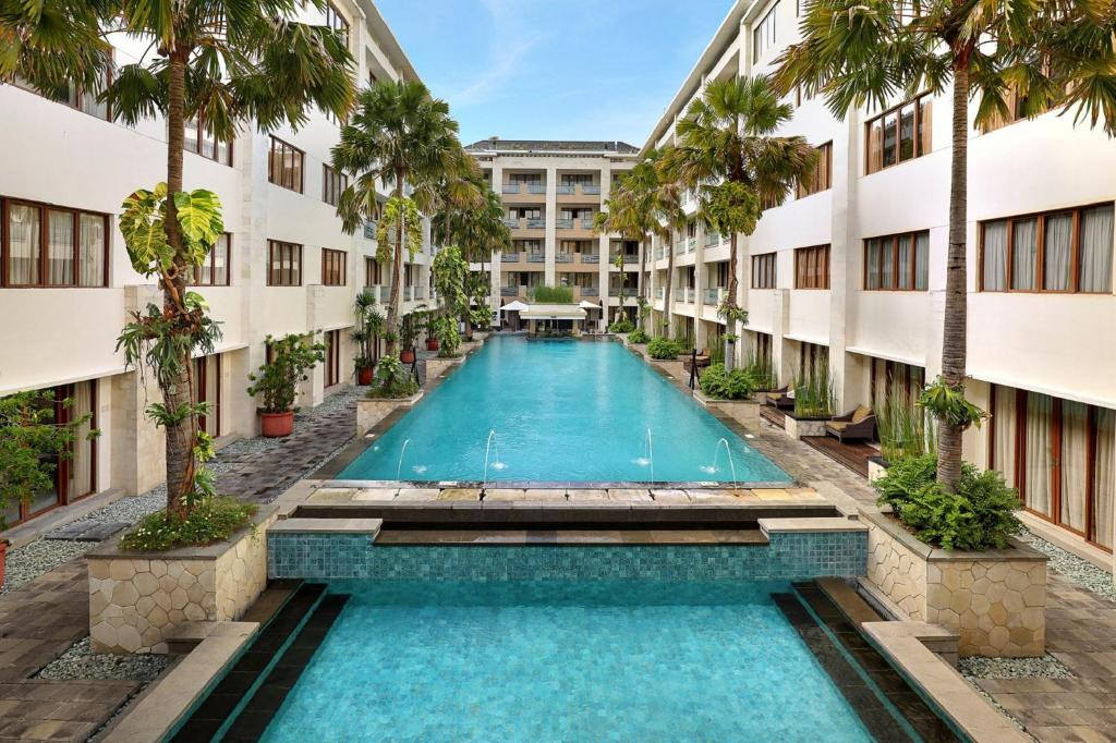 Aston Kuta Hotel & Residence 4*