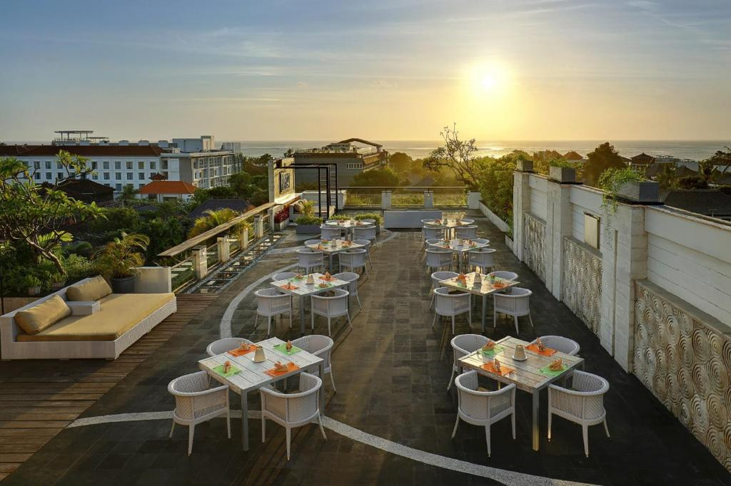 Aston Kuta Hotel & Residence 4*