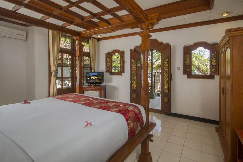 Bali Taman Beach Resort 3*