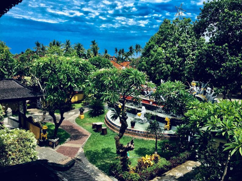 Bali Taman Beach Resort 3*