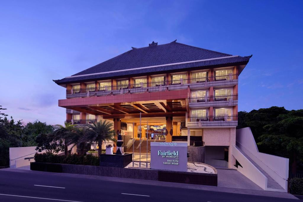 Fairfield By Marriott Bali Kuta Sunset Road 4*