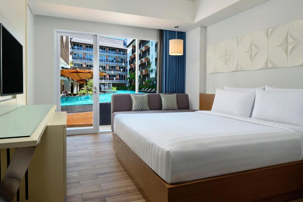 Fairfield By Marriott Bali Kuta Sunset Road 4*