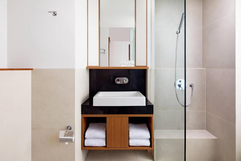 Fairfield By Marriott Bali Kuta Sunset Road 4*