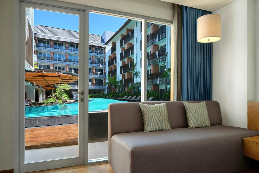 Fairfield By Marriott Bali Kuta Sunset Road 4*