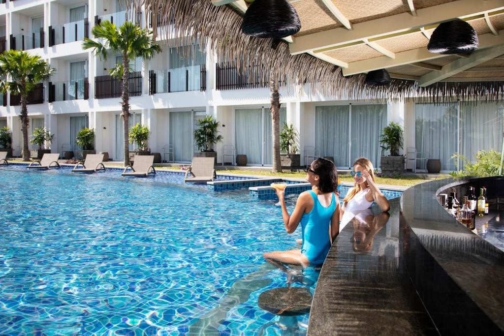 Fairfield By Marriott Bali Legian 4*