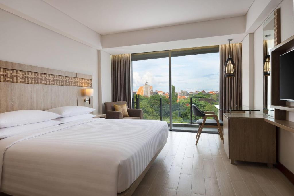 Fairfield By Marriott Bali Legian 4*