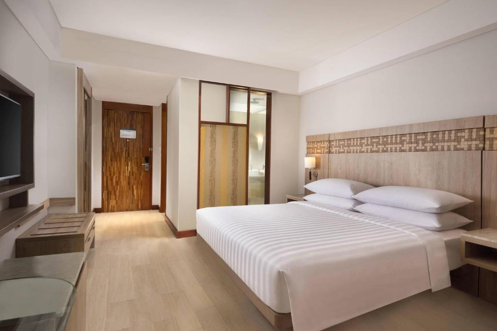 Fairfield By Marriott Bali Legian 4*