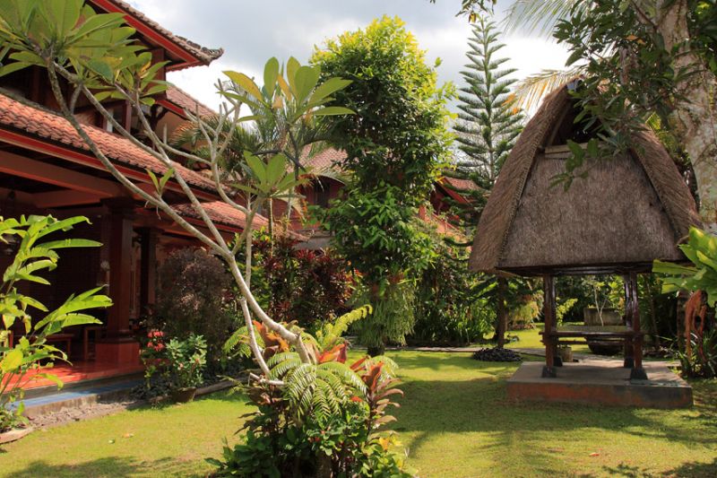 Garden View Cottages 2*