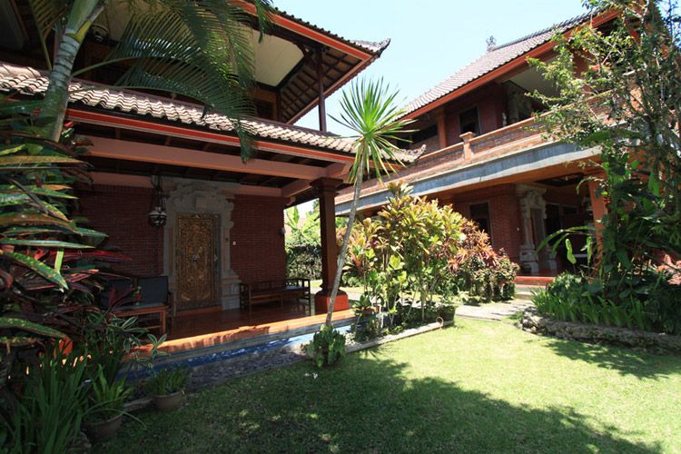 Garden View Cottages 2*