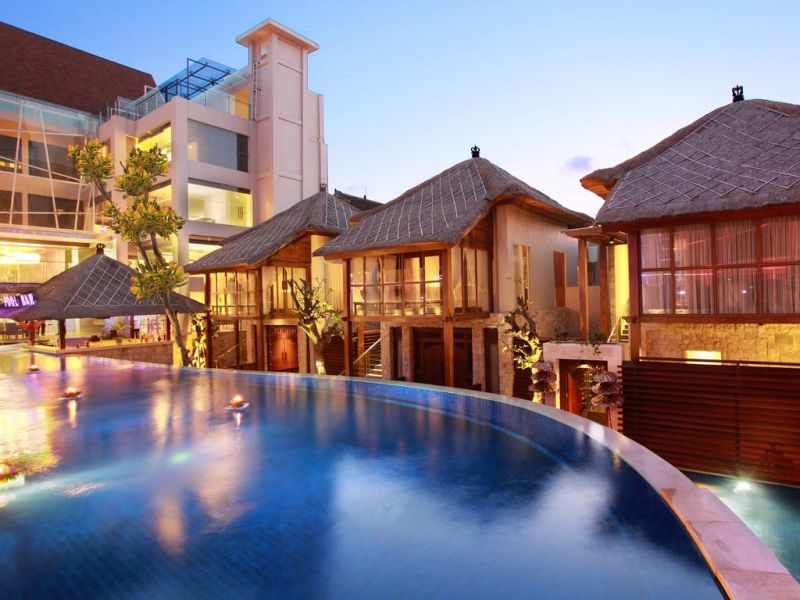 Grand Mega Resort & Spa Bali 4*