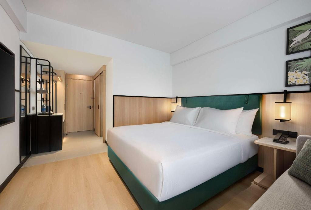 Hilton Garden Inn Bali Nusa Dua (Ex. Ibis Styles Bali Benoa) 4*