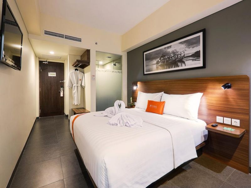 J4 Hotel Legian 3*