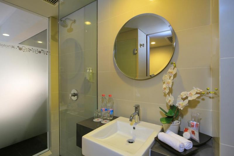 J4 Hotel Legian 3*