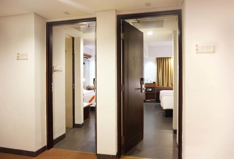 J4 Hotel Legian 3*