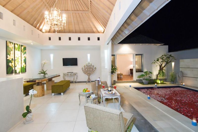 Kamuela Villas Seminyak 4*