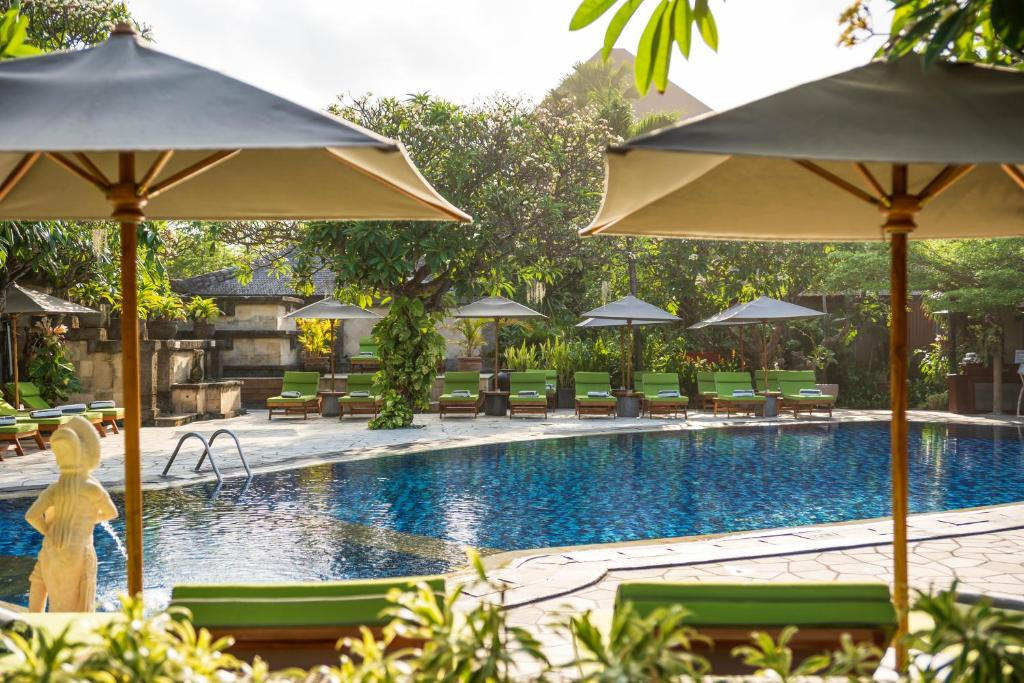 Kuta Seaview Boutique Resort & Spa 4*