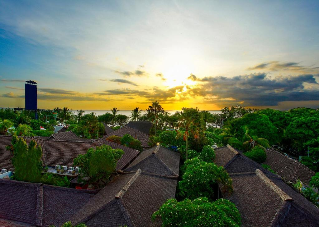 Kuta Seaview Boutique Resort & Spa 4*
