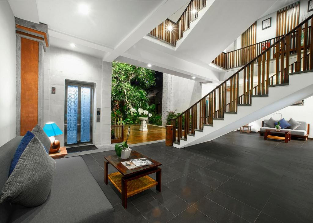 Kuta Seaview Boutique Resort & Spa 4*