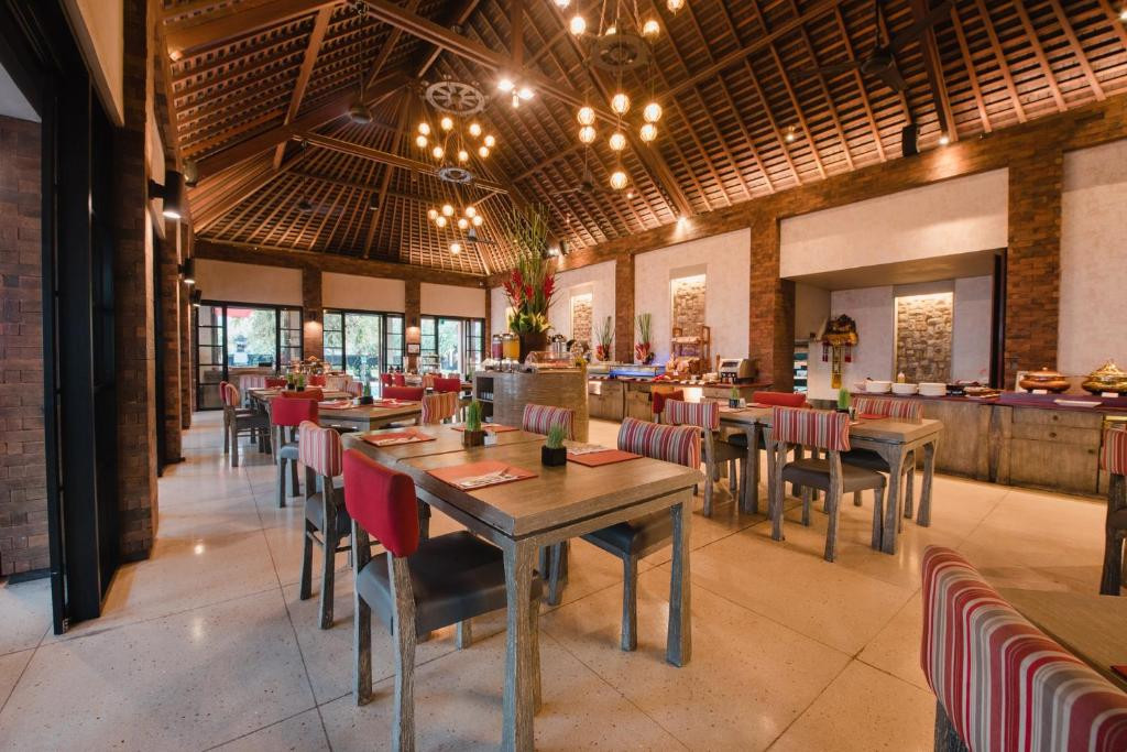 Kuta Seaview Boutique Resort & Spa 4*