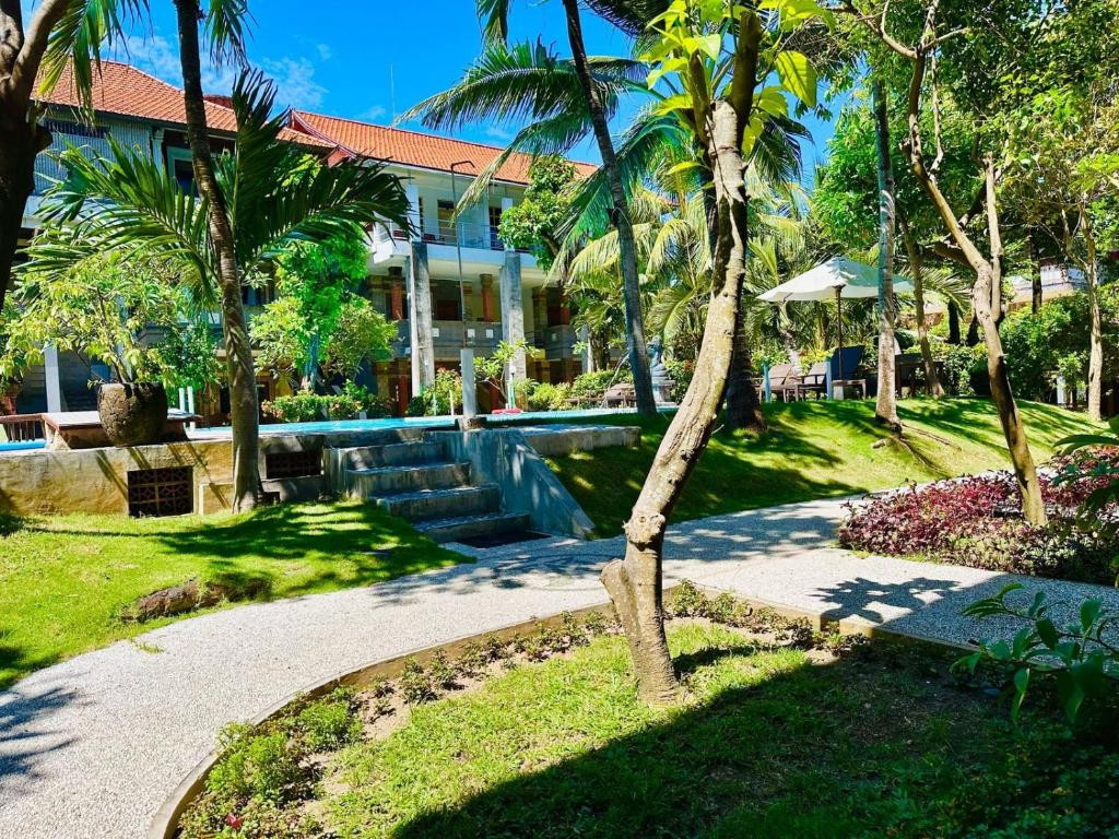 Melasti Kuta Beach Bungalows 3*