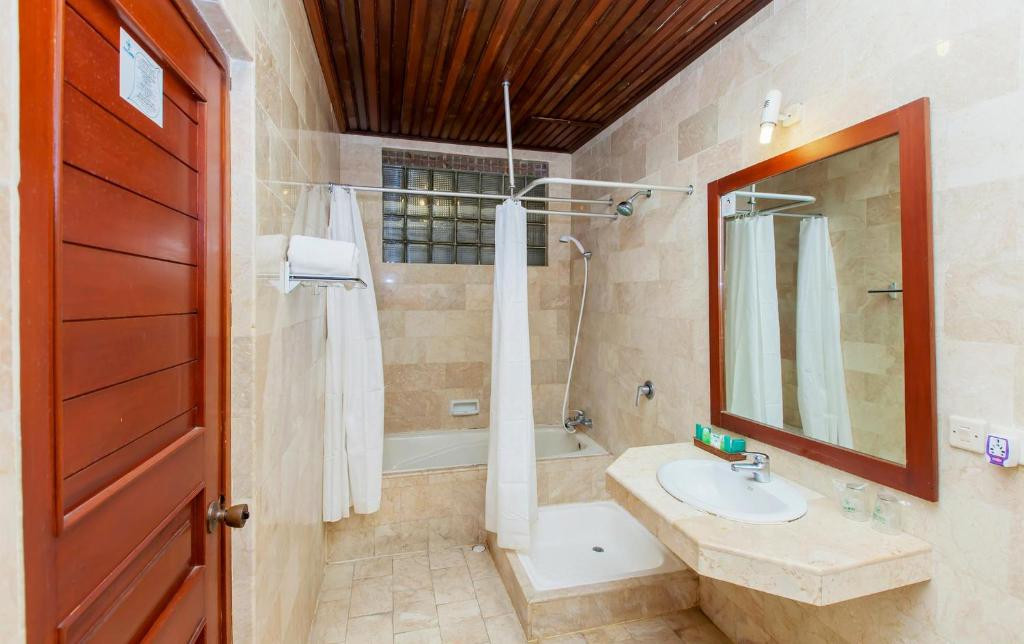 Melasti Kuta Beach Bungalows 3*