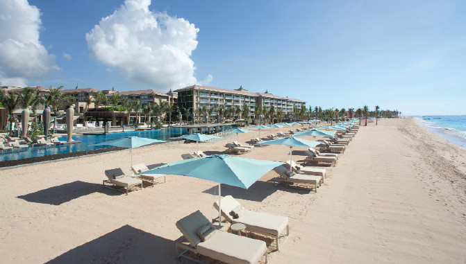 Mulia Resort 5*