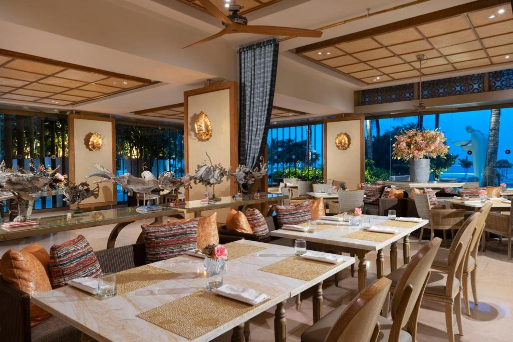 Mulia Villas 5*