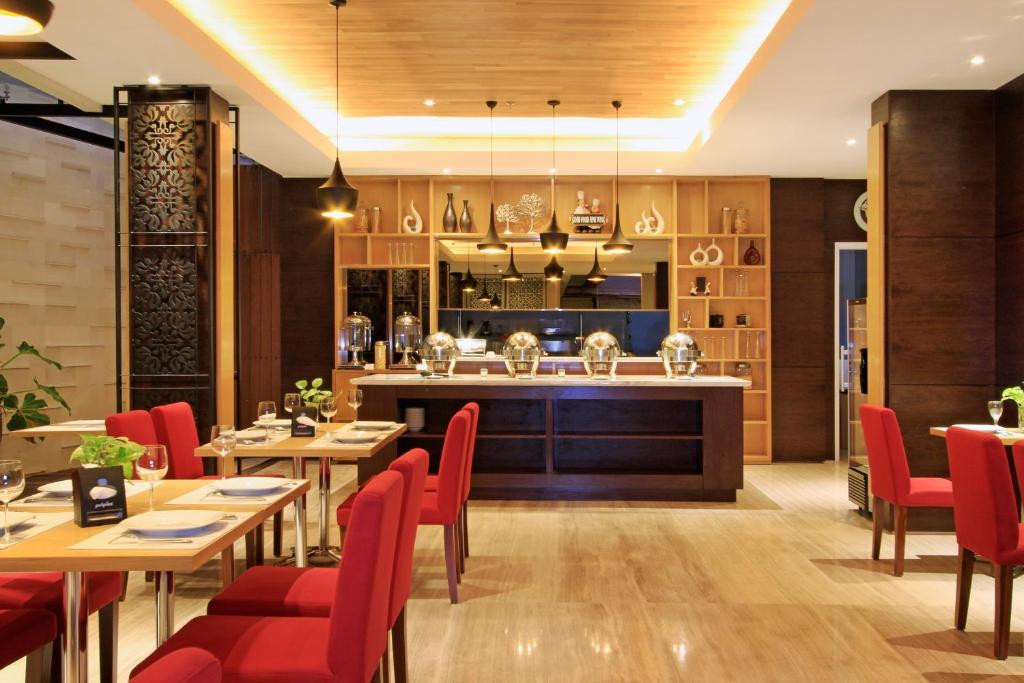 Ohana Hotel Kuta 3*