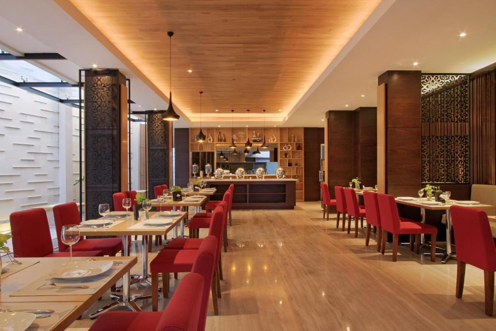 Ohana Hotel Kuta 3*