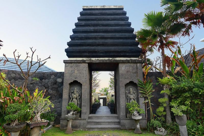 Pandawa Beach Villas & Resort 4*