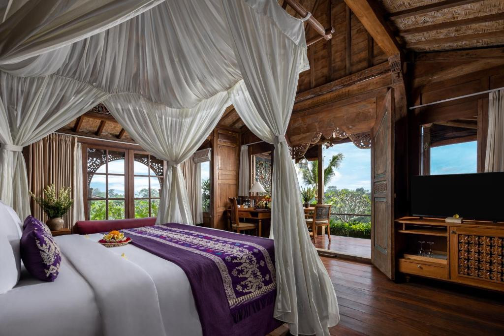 Pramana Watu Kurung Resort 5*