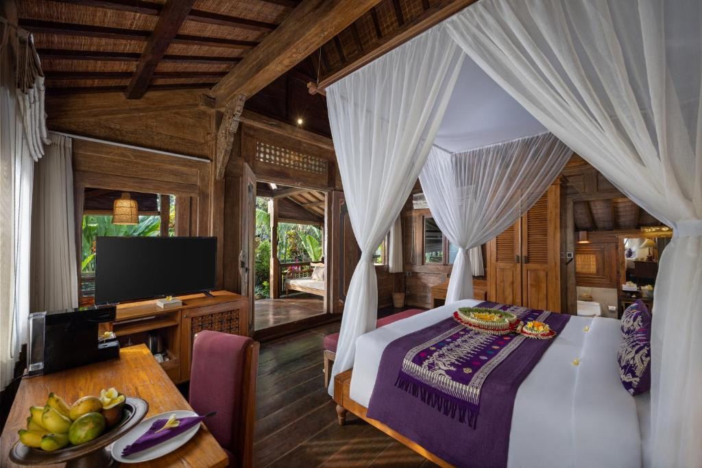 Pramana Watu Kurung Resort 5*