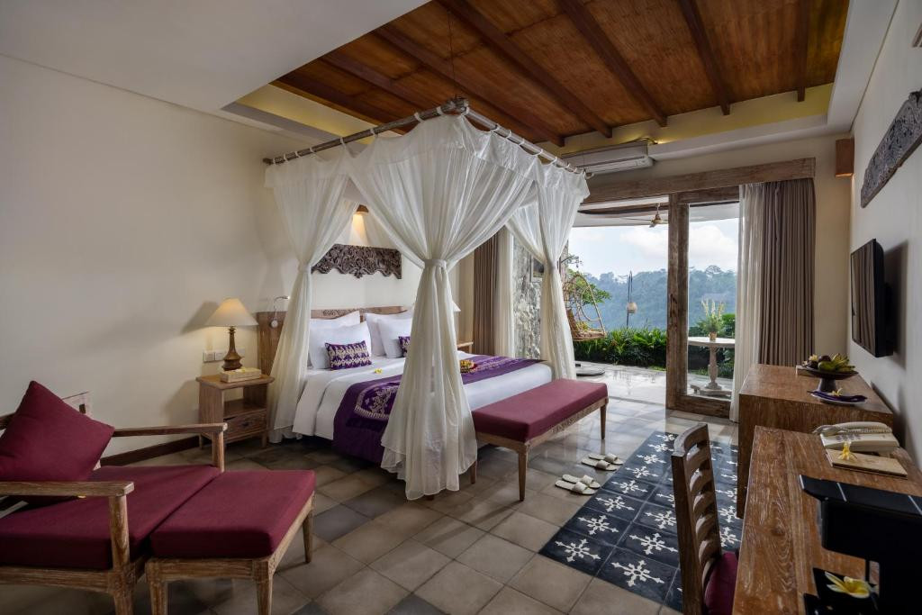 Pramana Watu Kurung Resort 5*