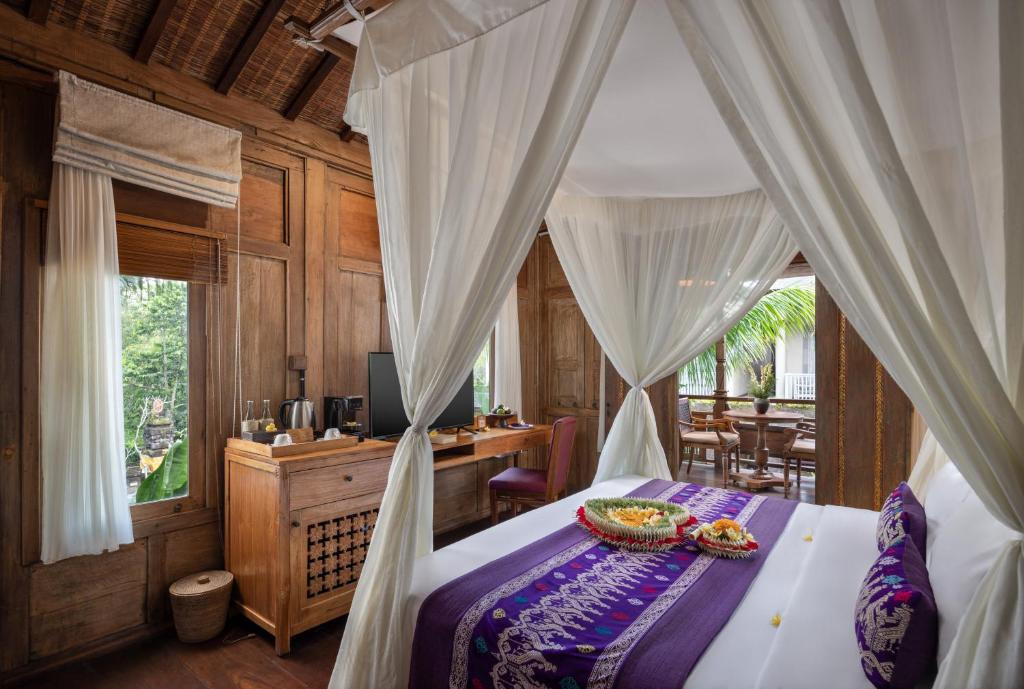 Pramana Watu Kurung Resort 5*