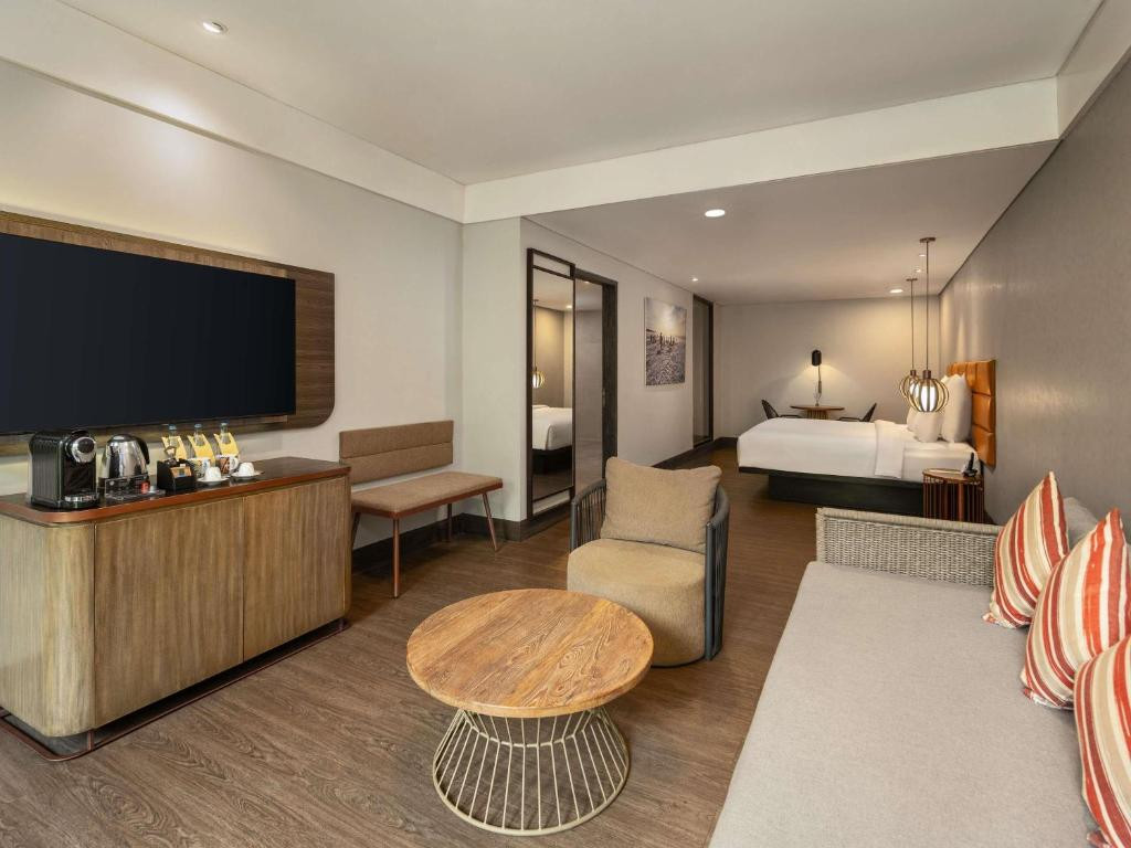 Pullman Bali Legian Beach (Ex. Pullman Legian Nirwana) 5*